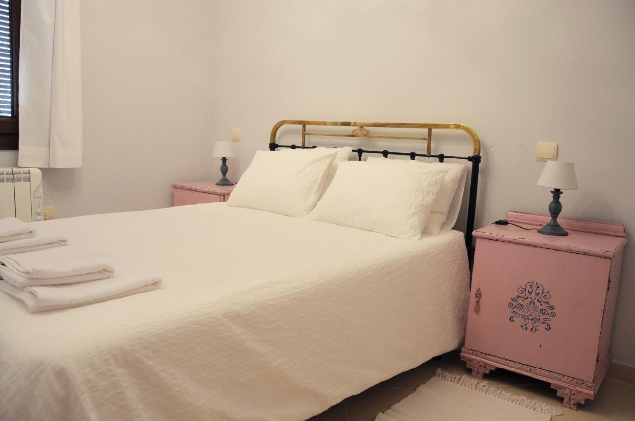 Apartamentos Puenteviejo Arenas de San Pedro Zimmer foto